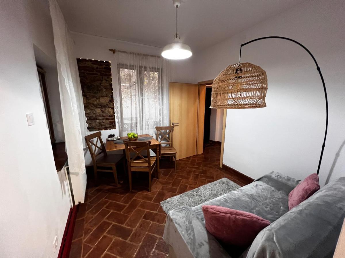 Appartamento Eden Garden Braşov Esterno foto