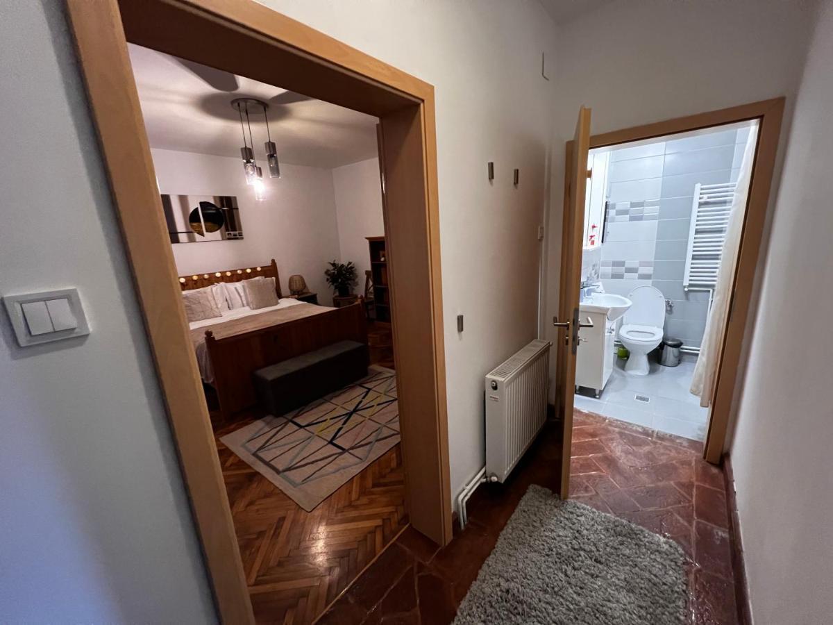 Appartamento Eden Garden Braşov Esterno foto
